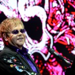 Elton01_short Photo par Valérie Patry.