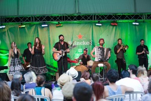 <a href='https://www.billets.ca/the-unsettlers-billets'>The Unsettlers</a>©Frédérique Ménard-Aubin-0186