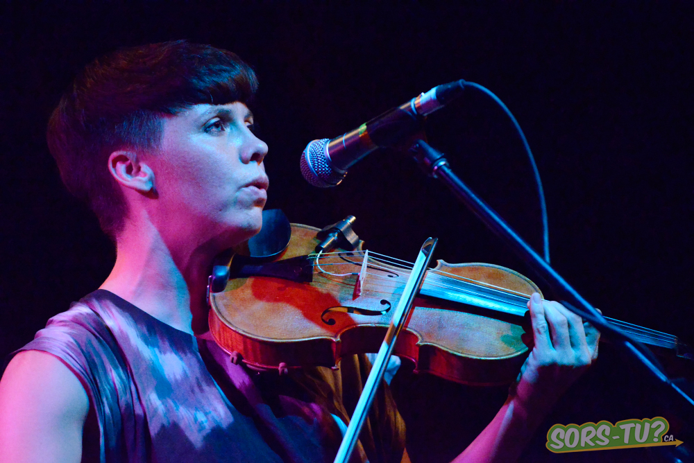 Sarah-Neufeld-Montreal-2013-04