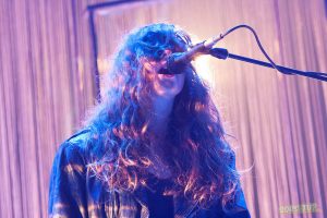 <a href='https://www.billets.ca/beach-house-billets'>Beach House</a>. Photo par Karine Jacques.