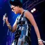 icona pop_osheaga_2013_04