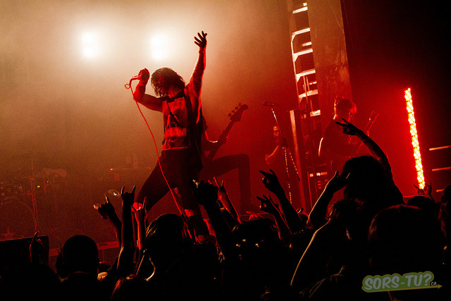 bless the fall_la tulipe_2014_03