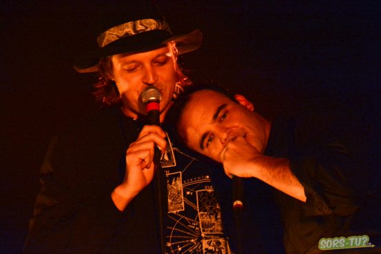 Win Butler et Samuel T. Herring r�unis sur sc�ne. Photo par Marc-Andr� Mongrain.