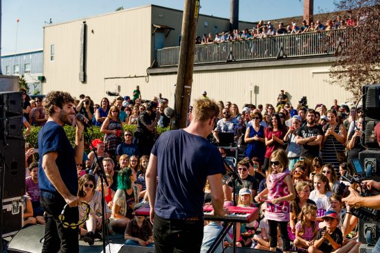 <a href='https://www.billets.ca/alex-nevsky-billets'>Alex Nevsky</a> � Christian Leduc 