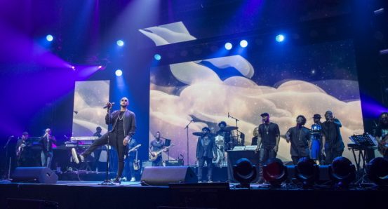 Usher et <a href='https://www.billets.ca/the-roots-billets'>The Roots</a> au <a href='https://www.billets.ca/salles/centre-bell'>Centre Bell</a> pour le concert <a href='https://www.billets.ca/global-citizen-billets'>Global Citizen</a> �Jeff Lambert