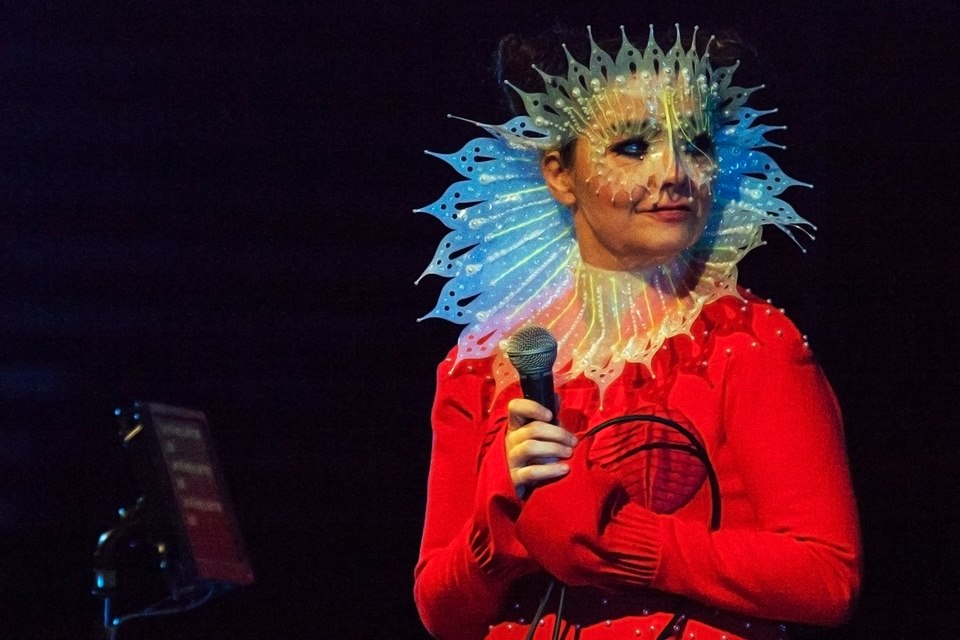 Bjork DJ Set Montréal 2016 Red Bull Music Academy Critique Show